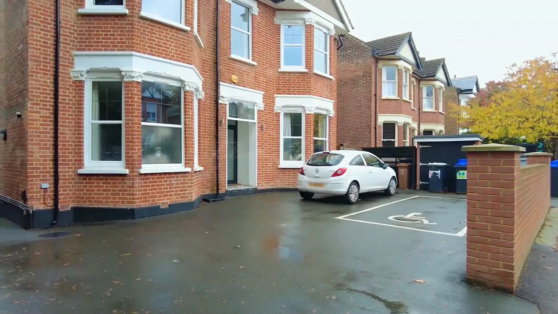 Virtual Viewing of 17 Lansdown Road, Kent, 2 bedroom Flat / Apartment