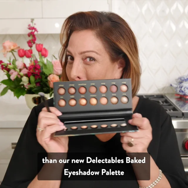 The Delectables 14 Multi-Finish Baked Eyeshadows in Champagne Cheers