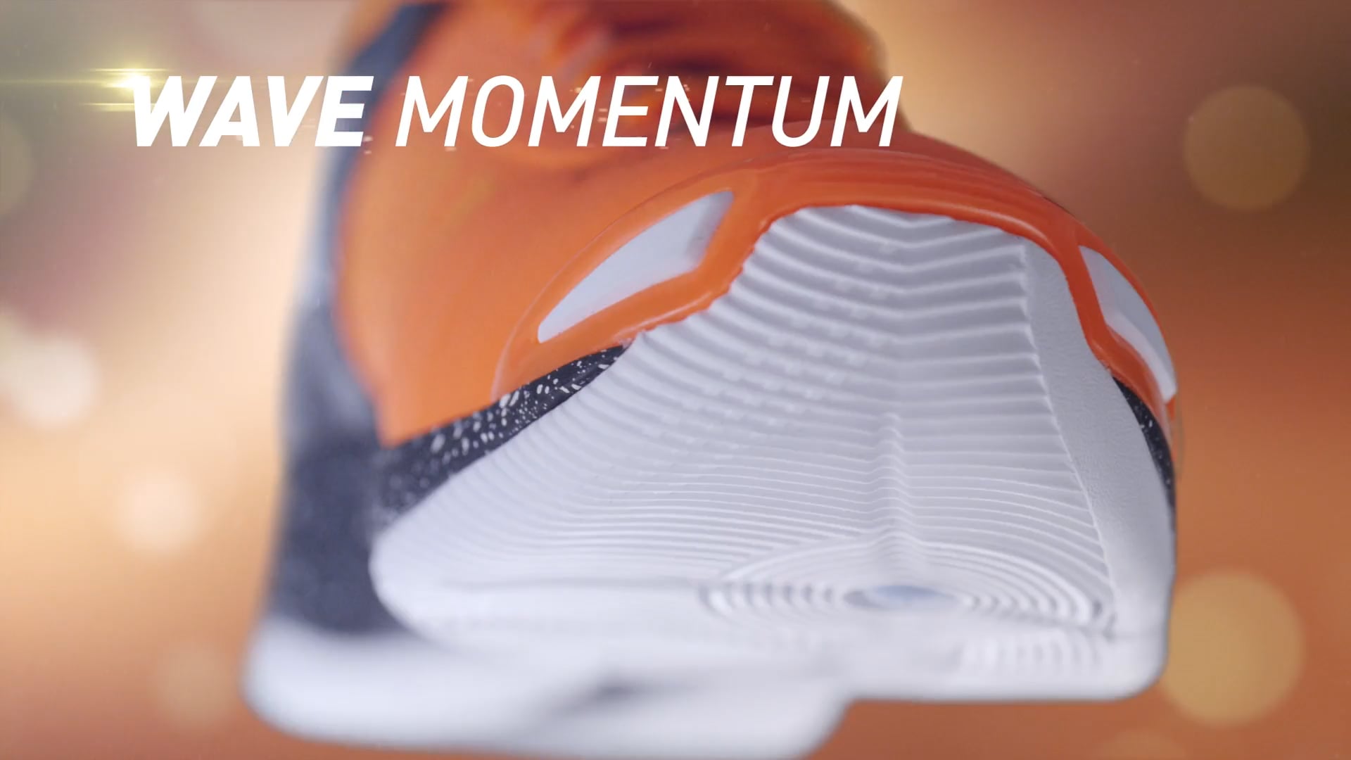 Mizuno // WAVE Momentum