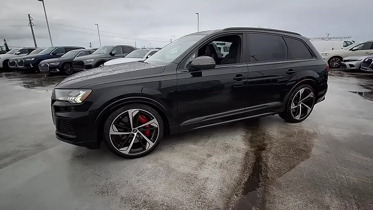 NEW 2024 AUDI SQ7 PREMIUM PLUS at Audi West Palm Beach (NEW) RD002200