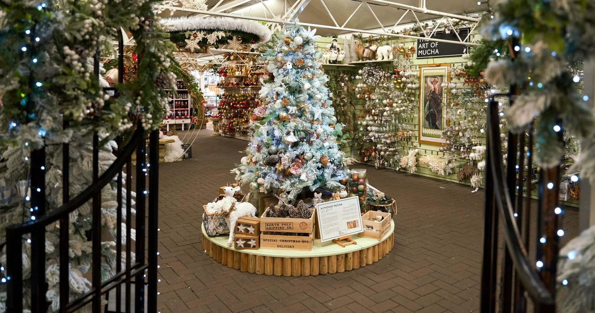 THE ART OF CHRISTMAS AT GARSONS TITCHFIELD on Vimeo