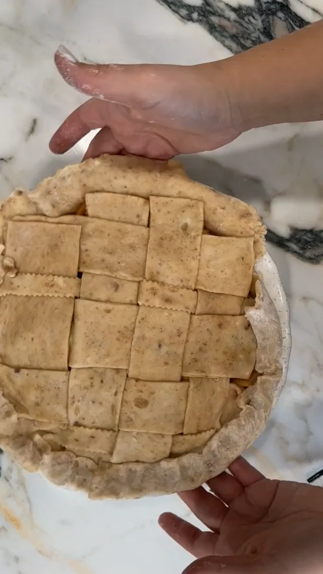 How To Use a Lattice Cutter and 2 other Accessories For Making Apple Pie 