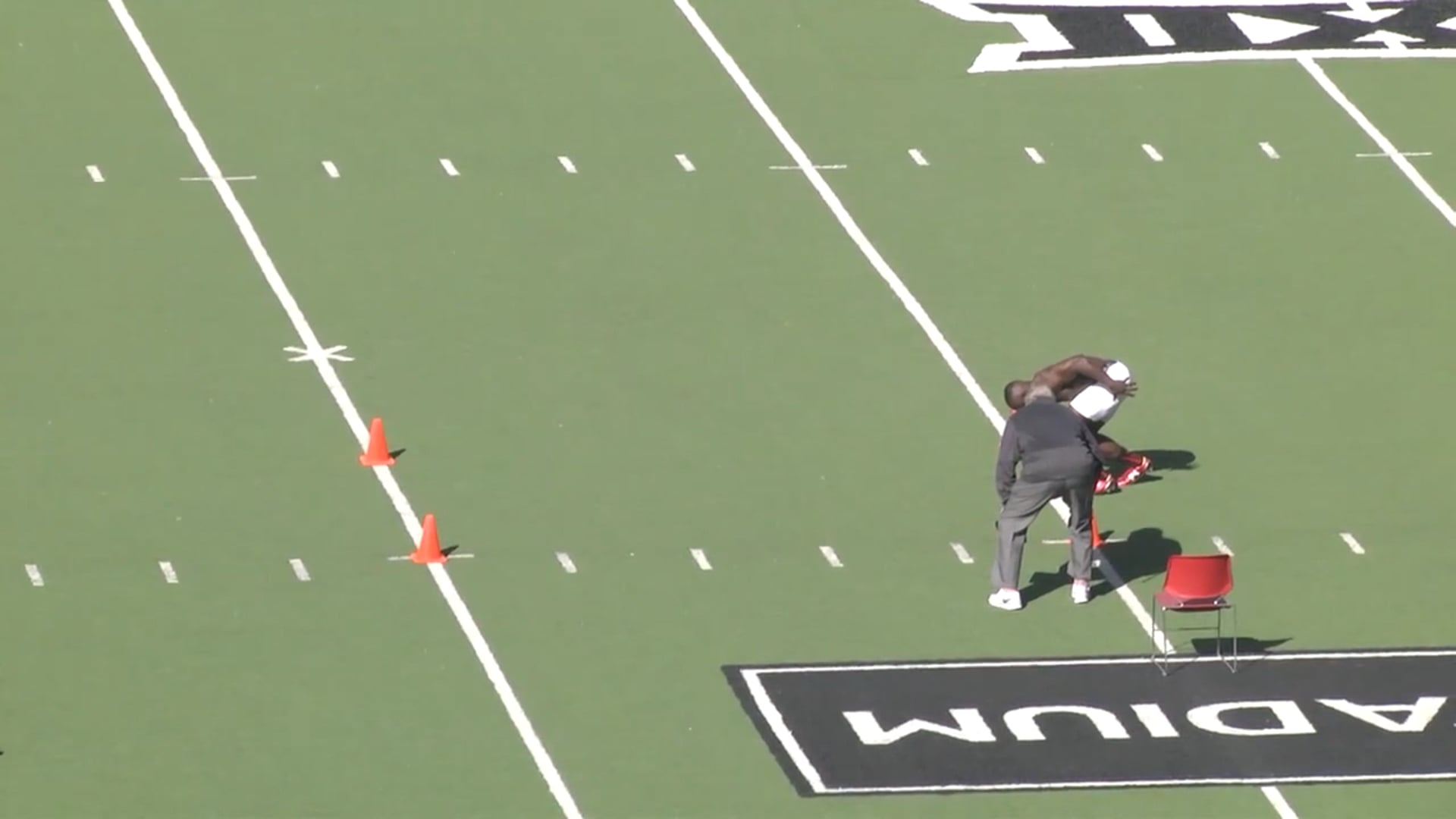 Watch micah awe's 20 Yard Dash: 2.52 seconds