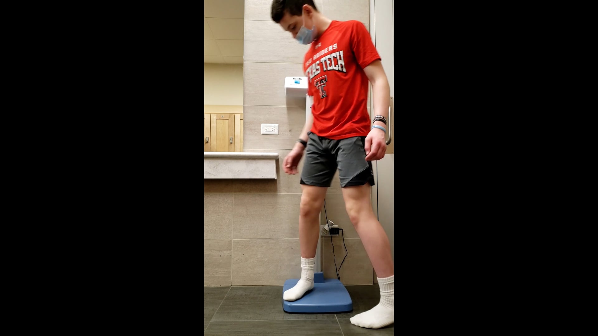 Watch danny o’malley's Weight: 144.8 pounds