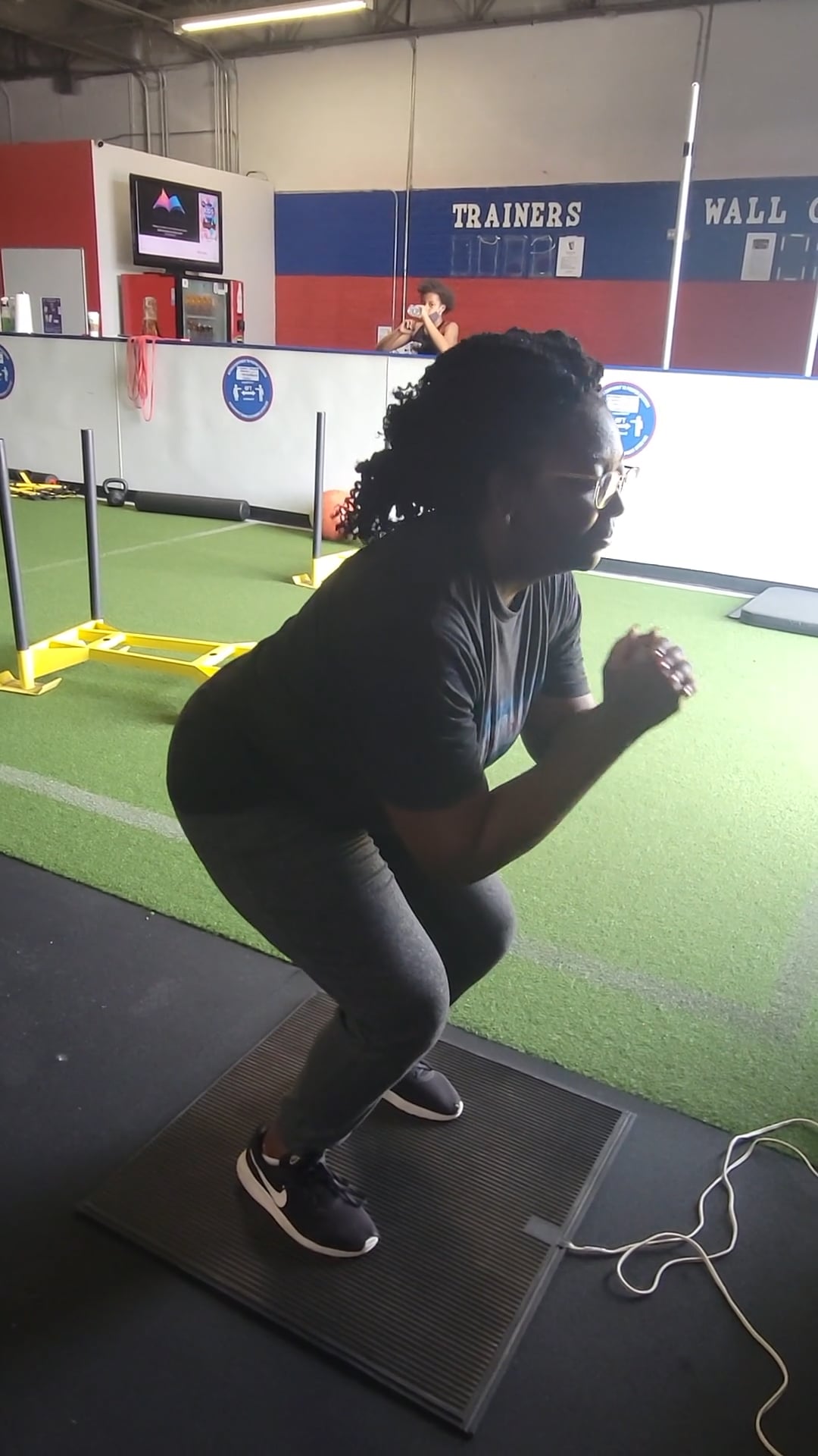 Watch ann awe's Vertical Jump: 16.3 inches