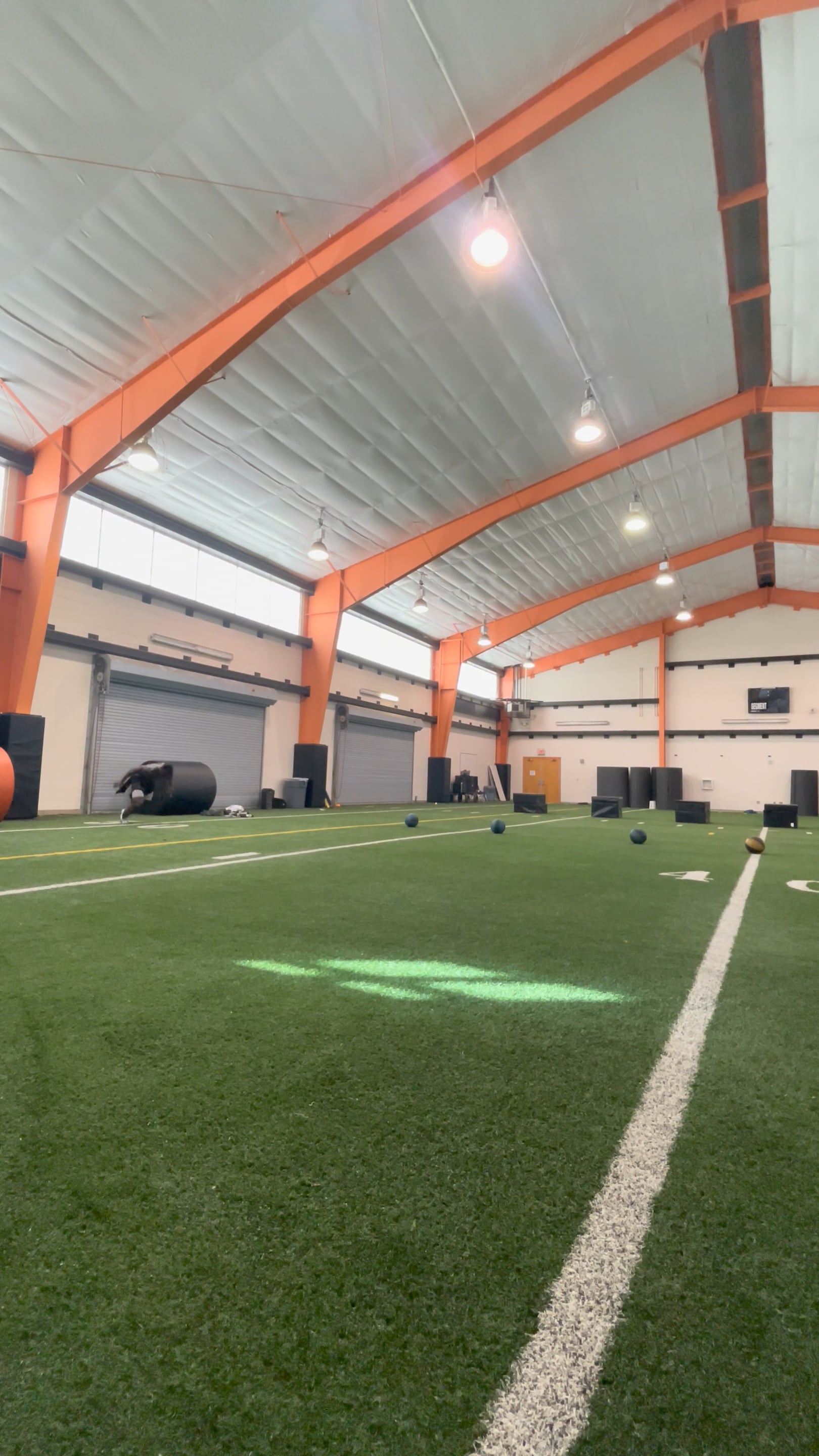 Watch micah awe's 10 Yard Dash: 1.68 seconds