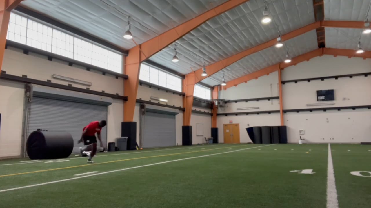 Watch micah awe's 10 Yard Dash: 1.67 seconds