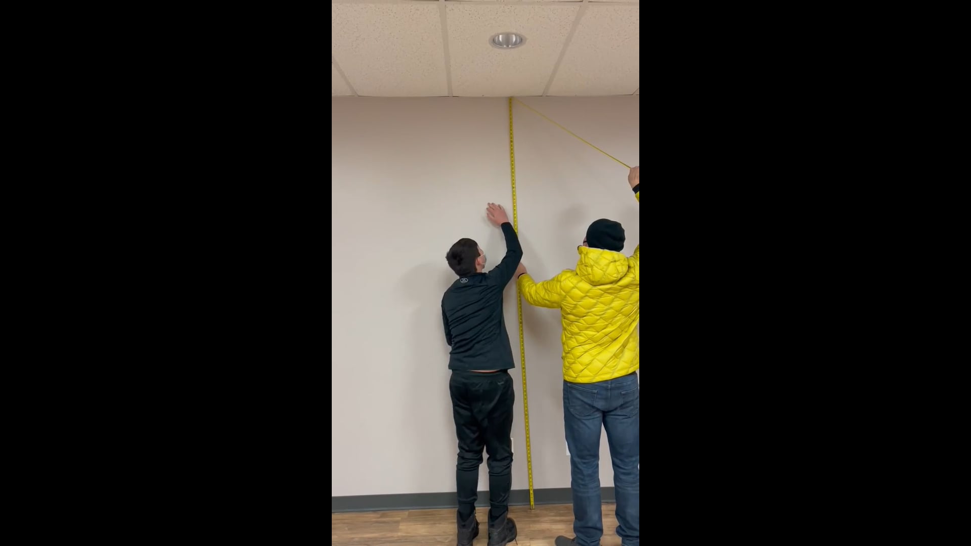 Watch kingston king's Vertical Jump: 13.93 inches