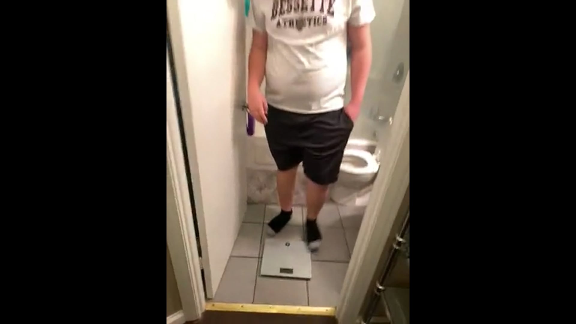 Watch connor steary's Weight: 263.4 pounds