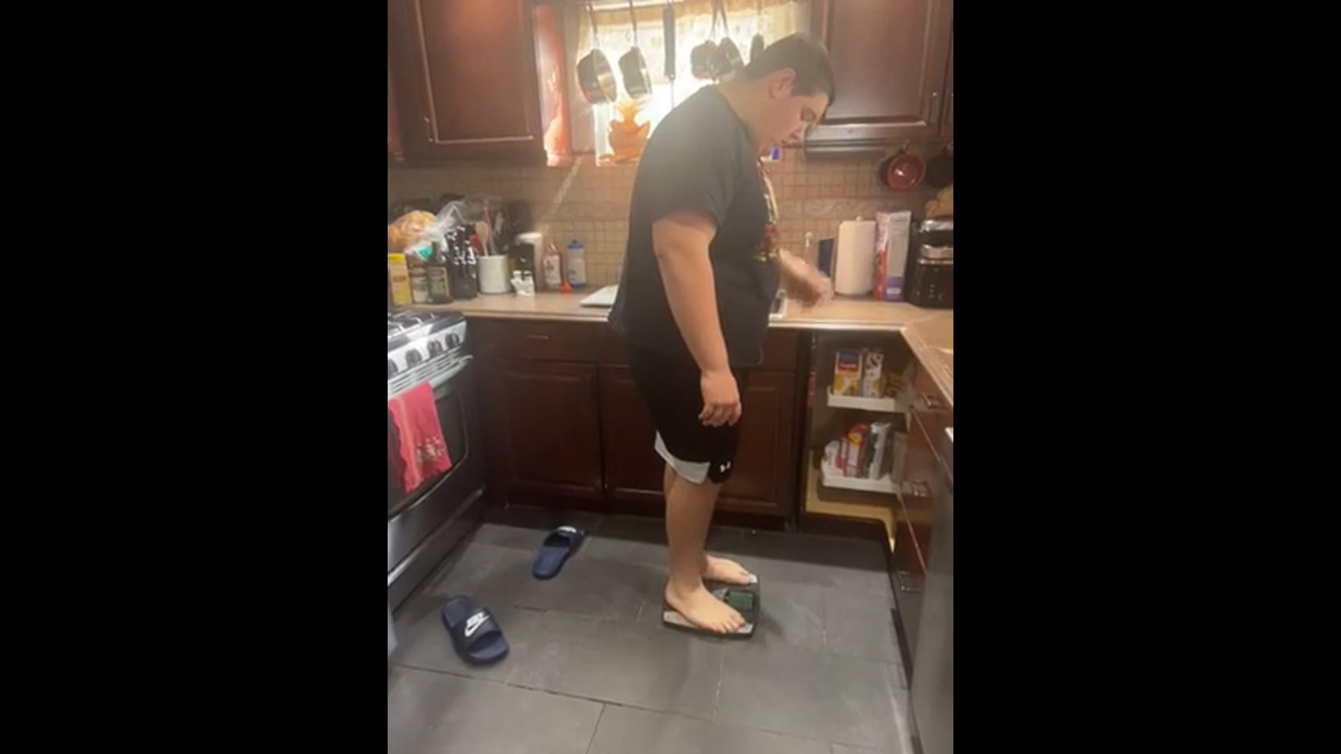 Watch donovan schererlittle's Weight: 314 pounds