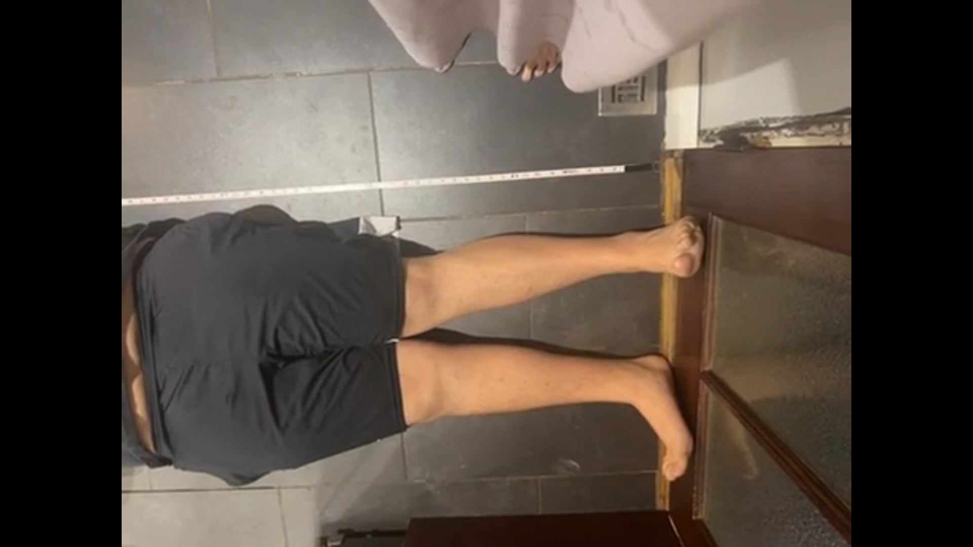 Watch donovan schererlittle's Height: 73.7 inches