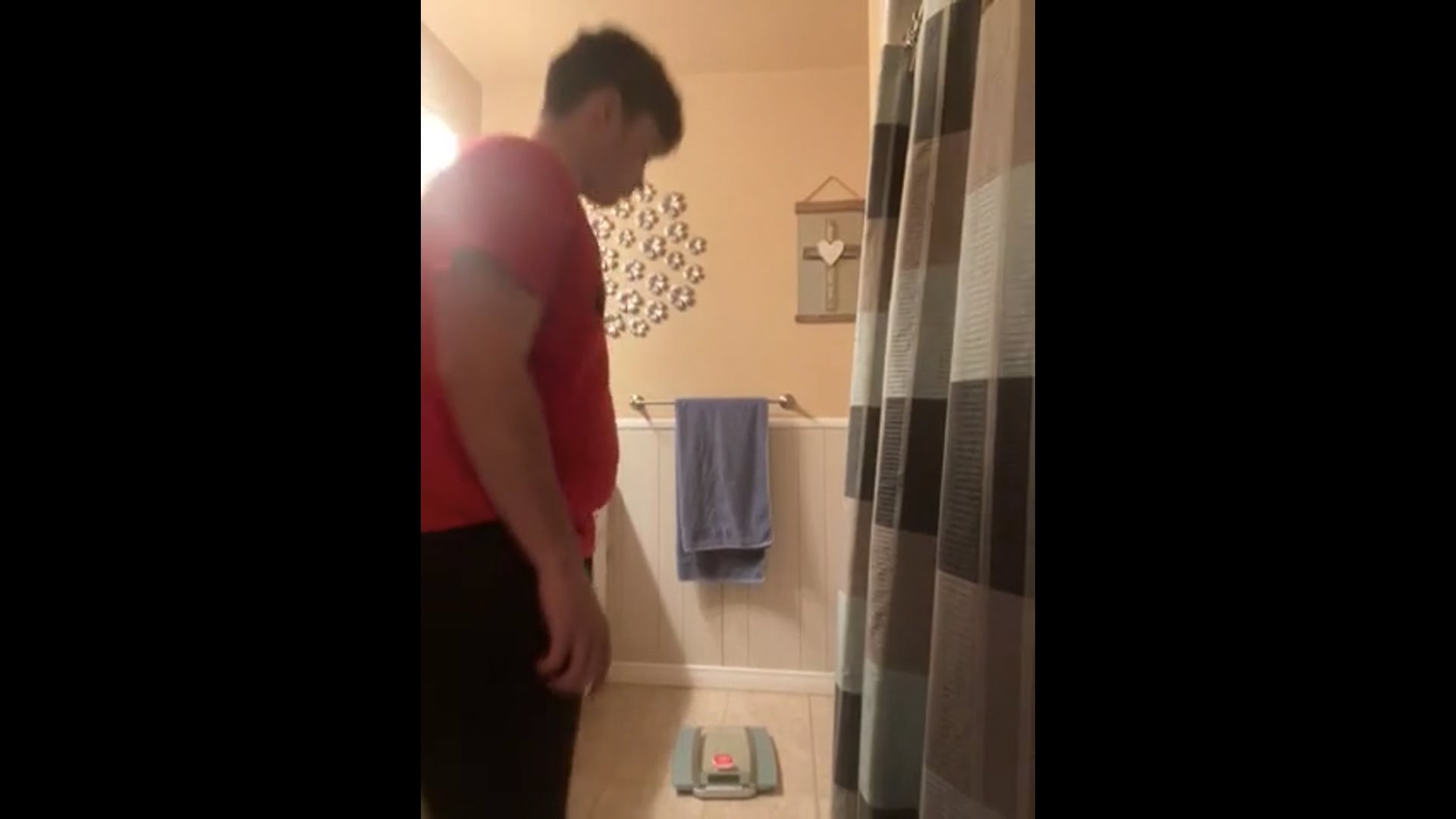 Watch damen wagenaar's Weight: 201.9 pounds