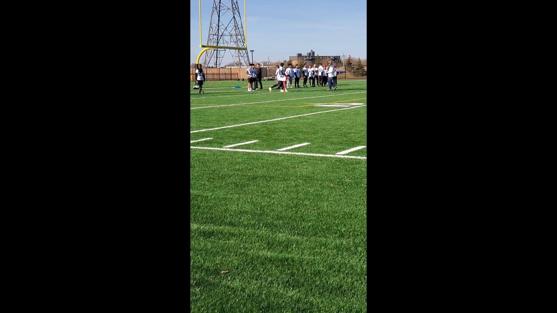 Watch calem smith's 40 Yard Dash: 5.31 seconds