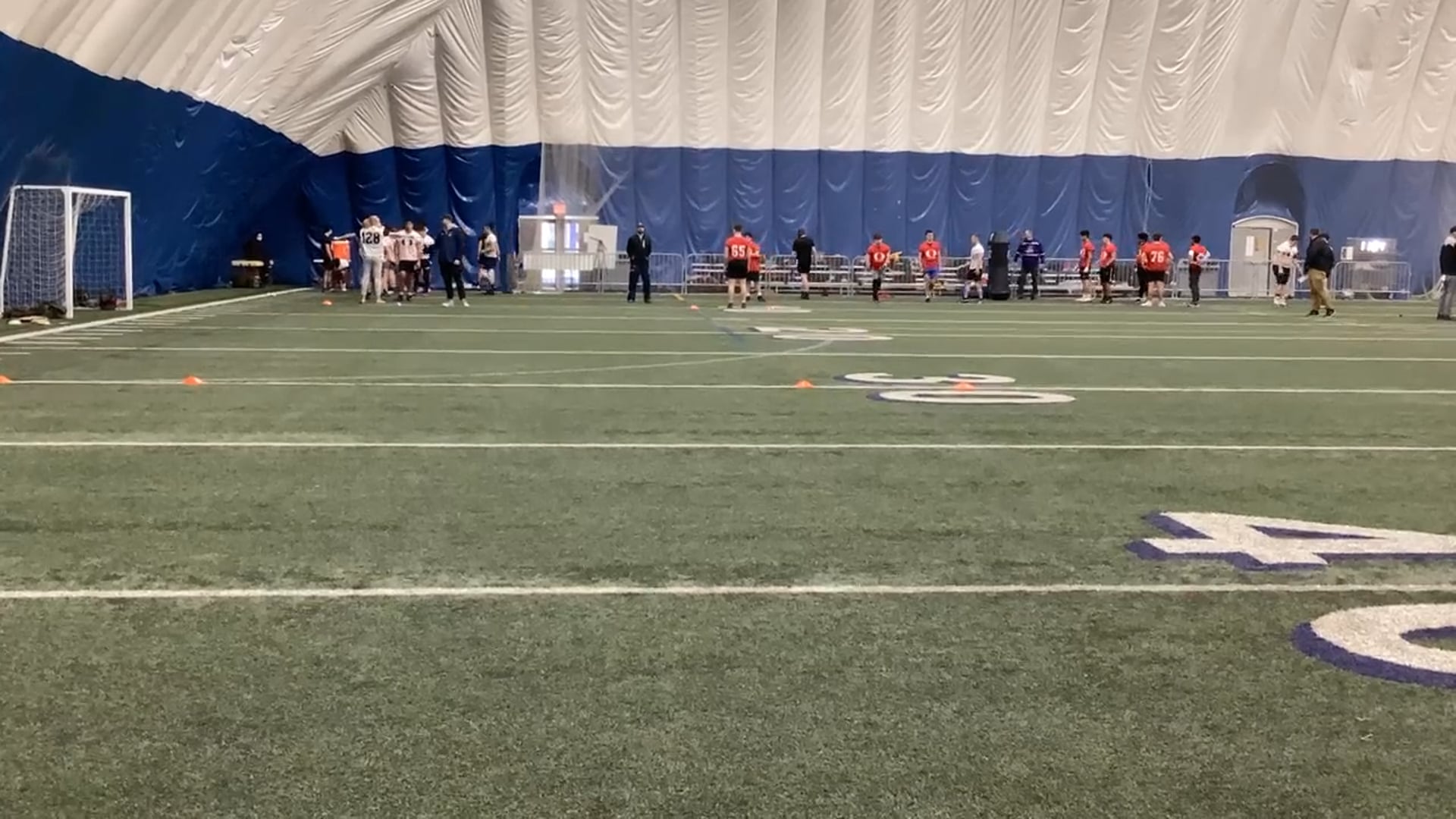 Watch robert wood's 40 Yard Dash: 5.27 seconds