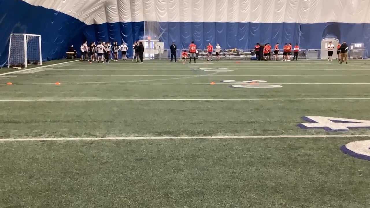 Watch brock schaubel's 40 Yard Dash: 5.21 seconds