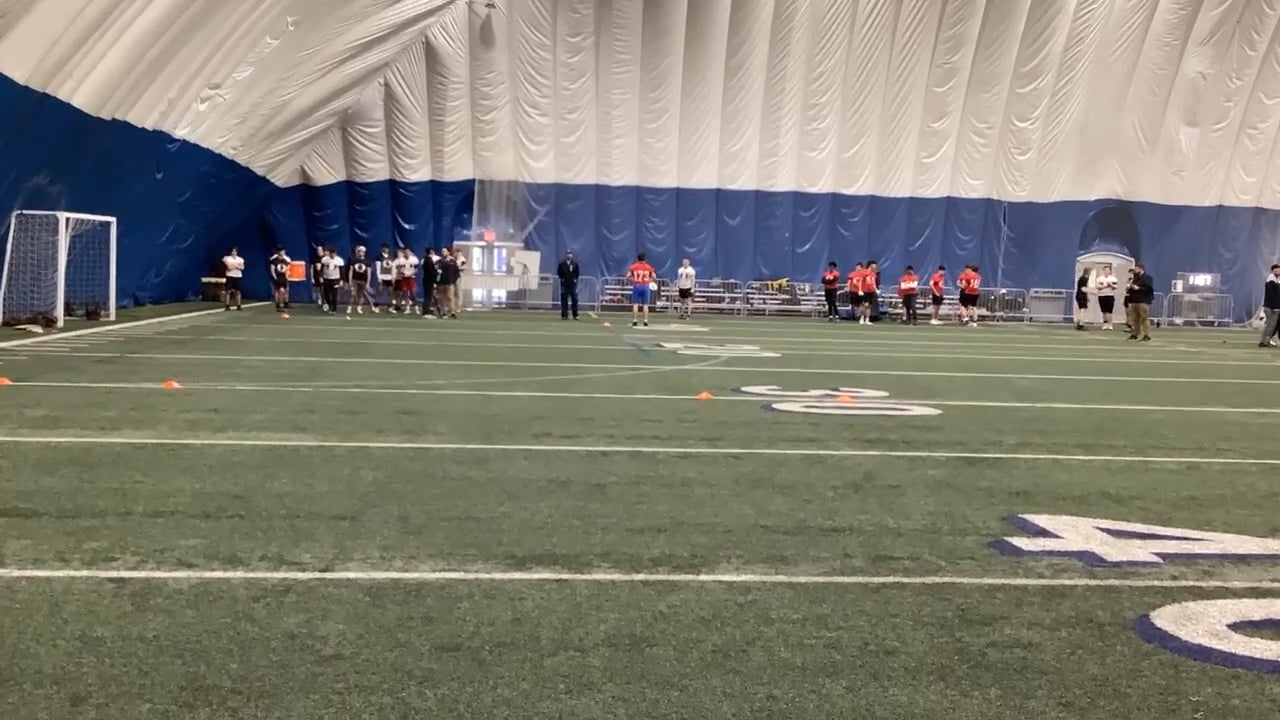 Watch maxim butkovskiy's 40 Yard Dash: 5.27 seconds