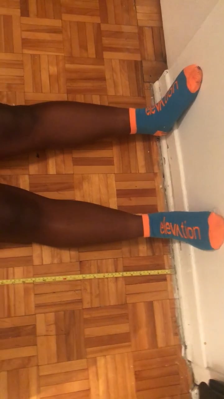 Watch sharlyn vixamar's Height: 61.8 inches