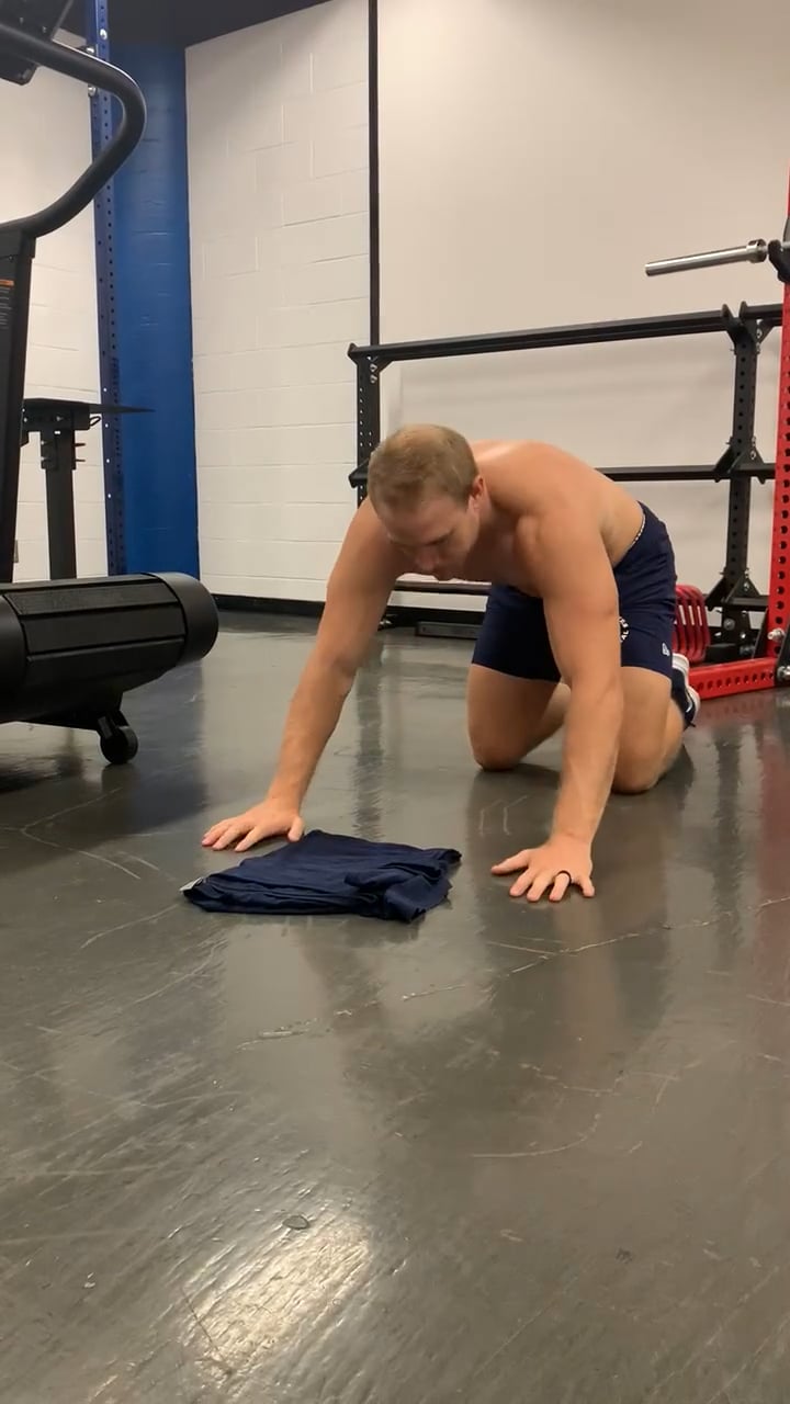 Watch nick heninger's Push Ups: 125 push ups