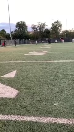 Watch sharlyn vixamar's 40 Yard Dash: 5.63 seconds