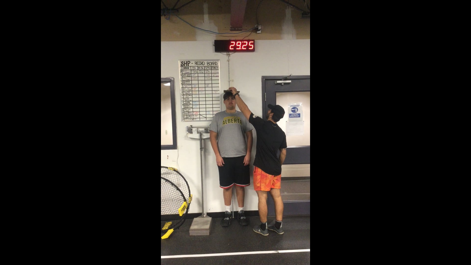 Watch benn ottosen's Height: 76.4 inches