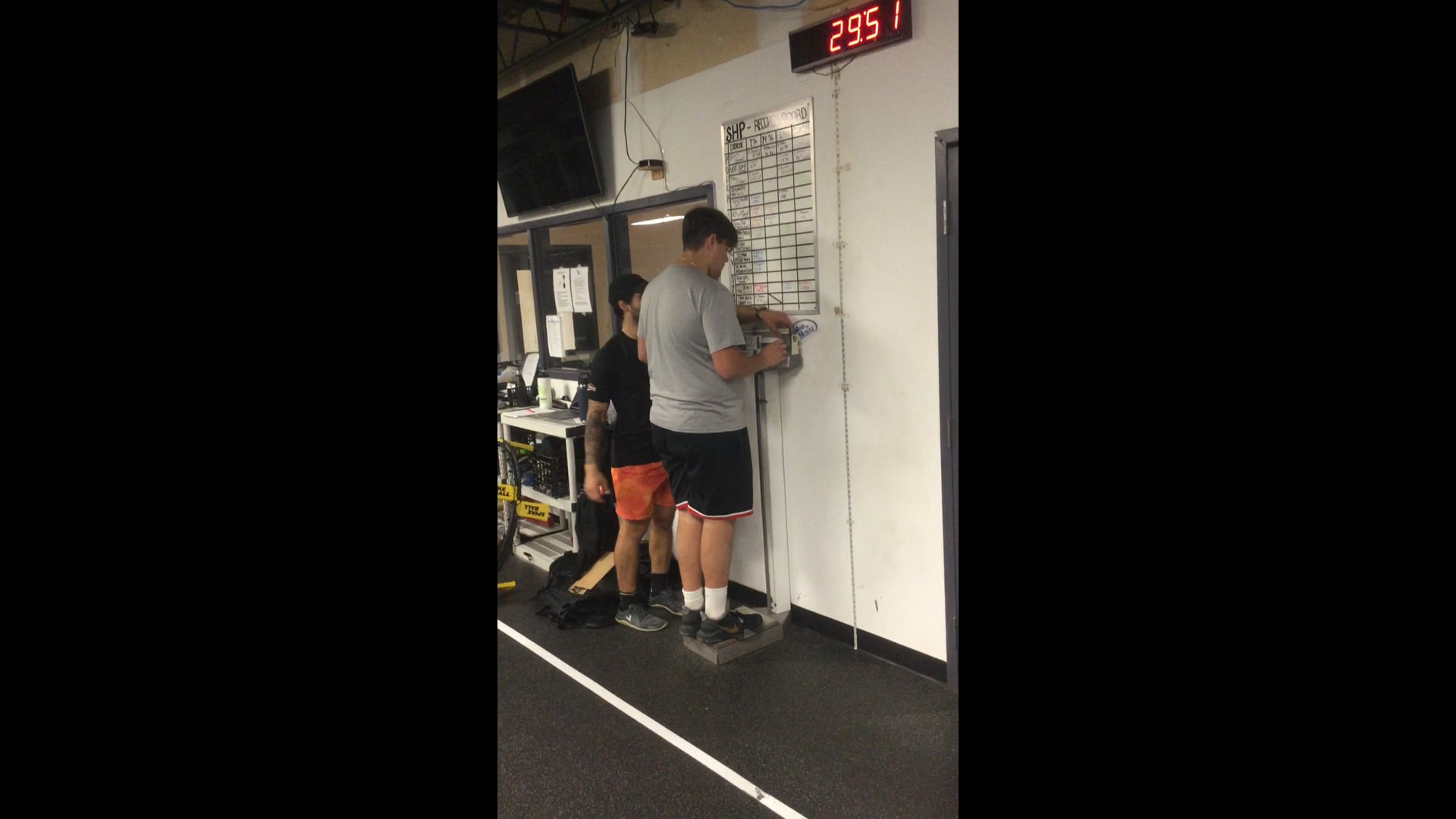 Watch benn ottosen's Weight: 298.5 pounds