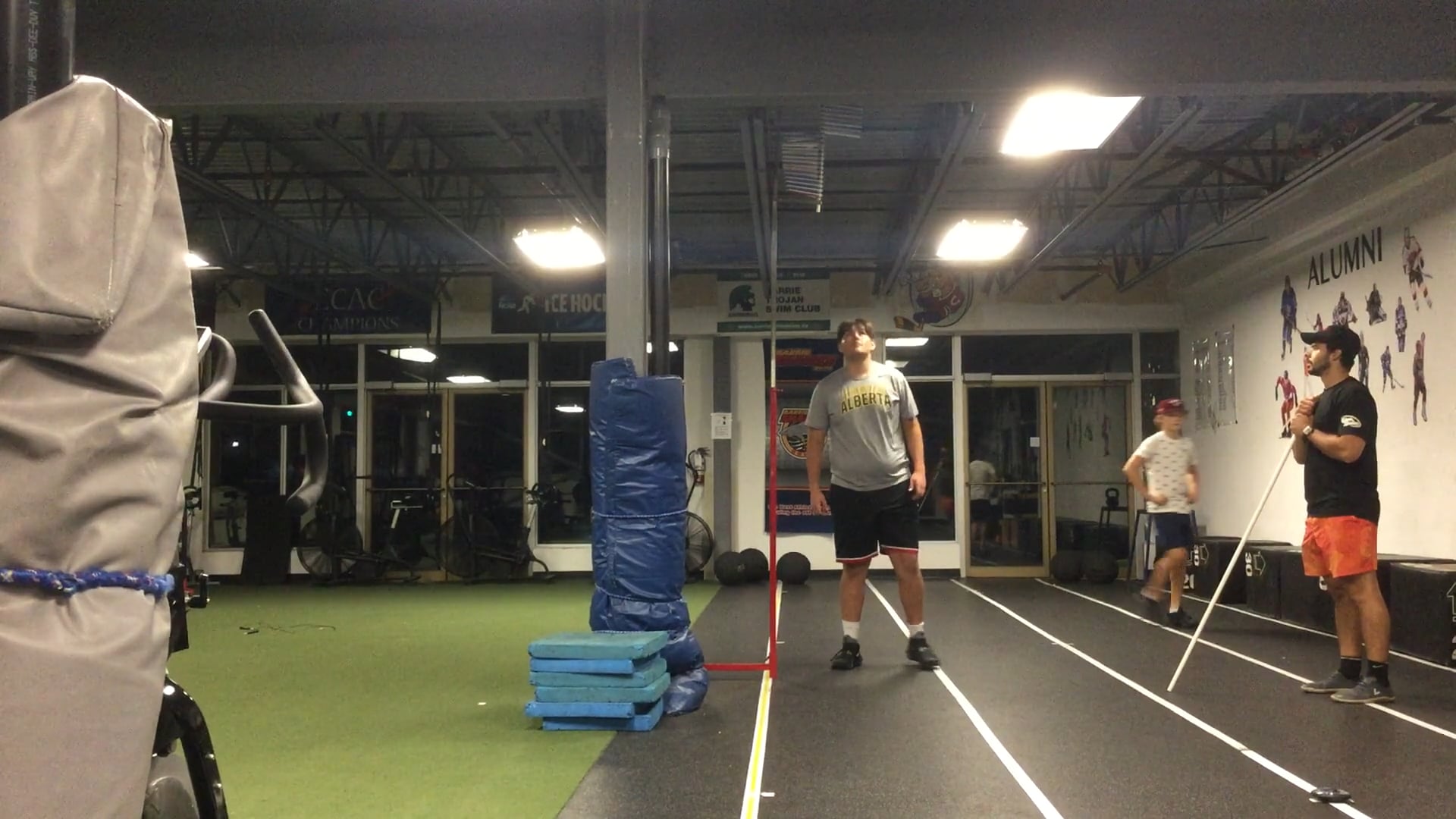 Watch benn ottosen's Vertical Jump: 16.3 inches