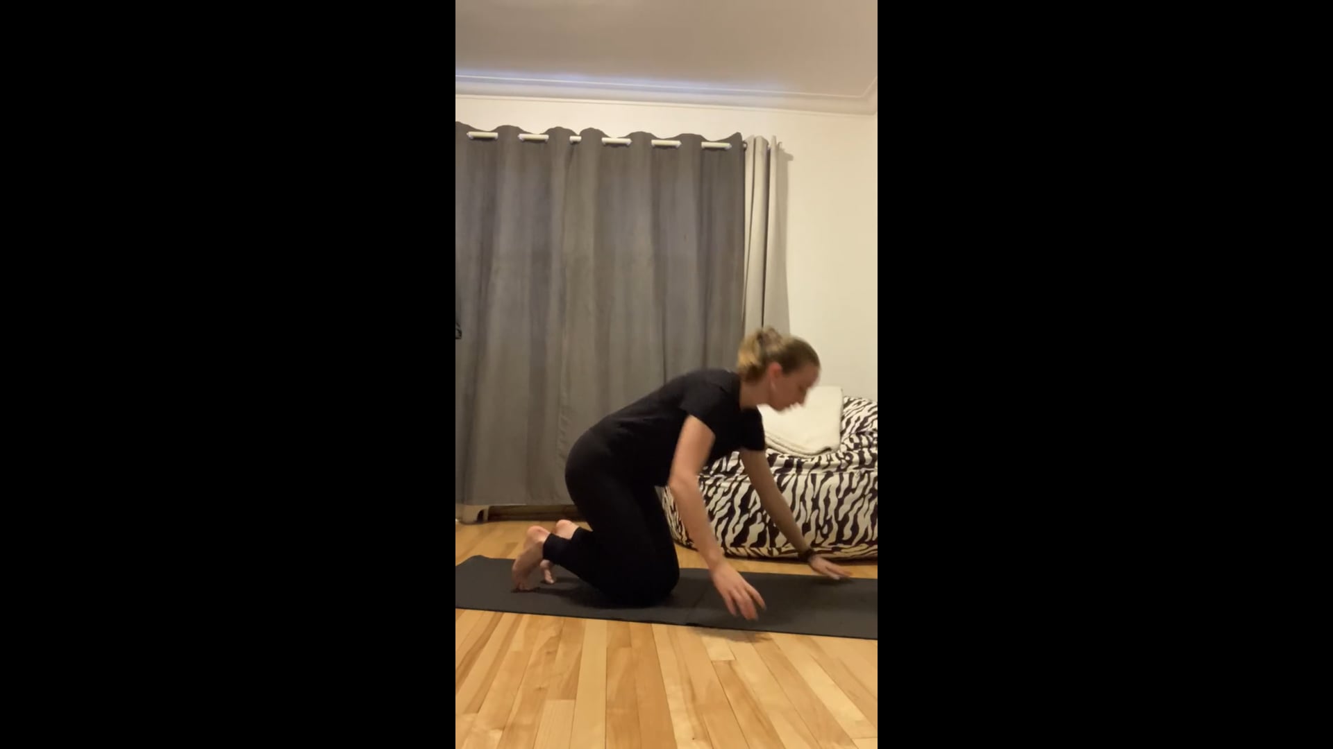 Watch elyse benest's Push Ups: 47 push ups