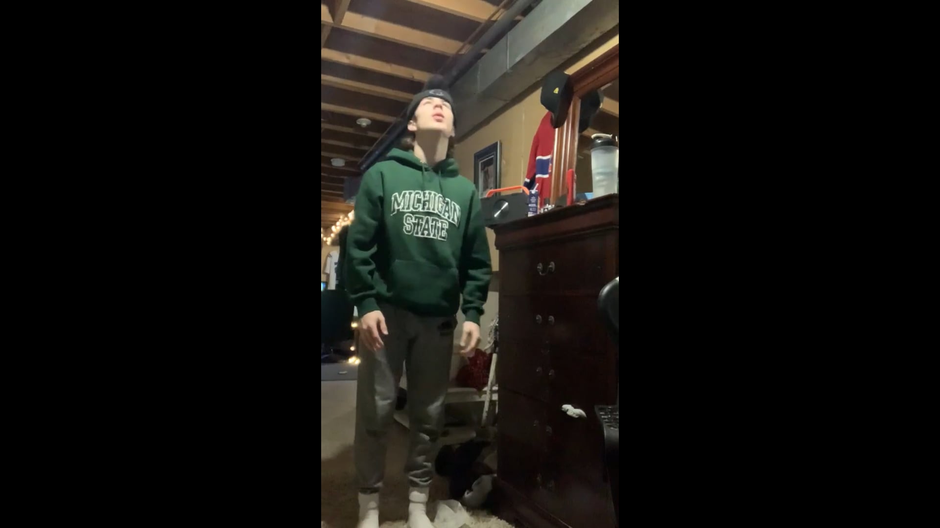 Watch owen hess's Vertical Jump: 22.38 inches