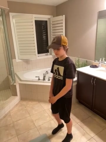 Watch ethan laplante's Weight: 87.2 pounds