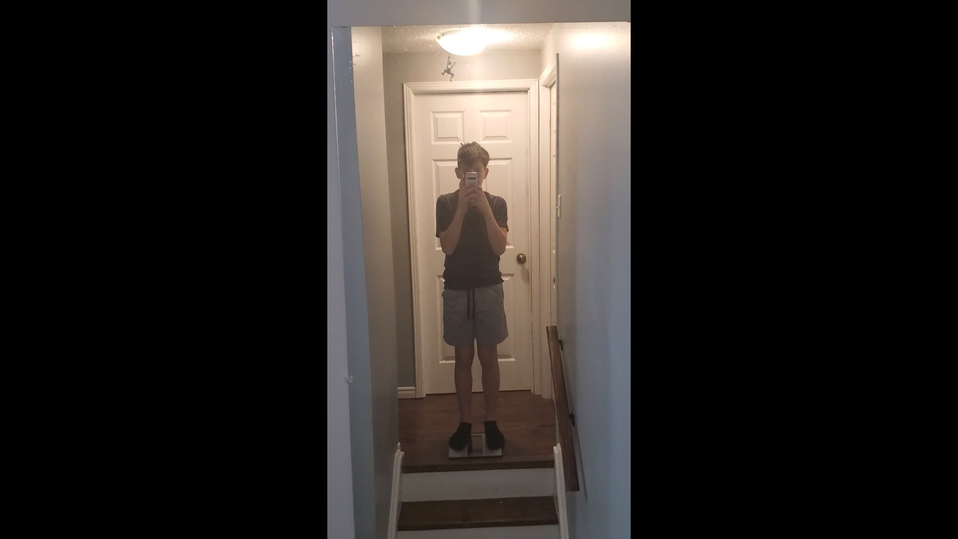 Watch ehden fawcett's Weight: 126.8 pounds