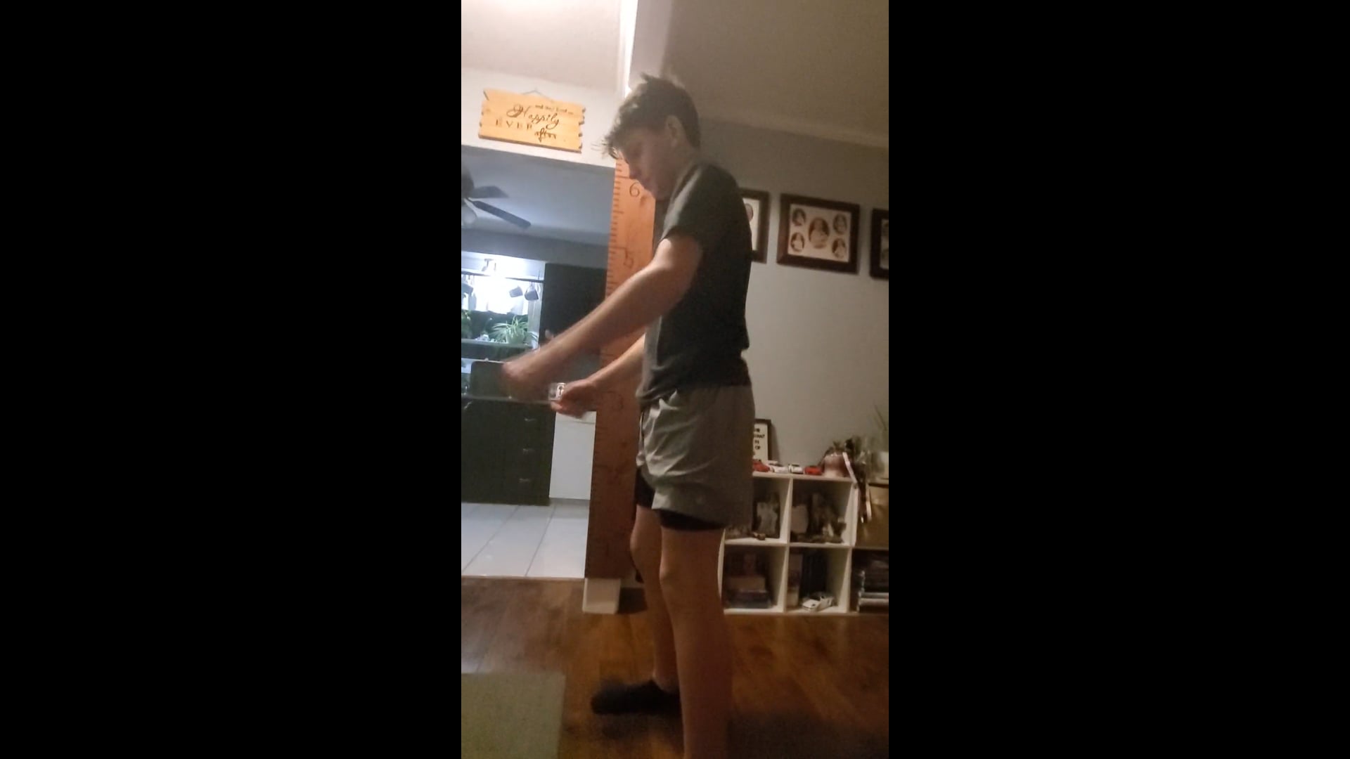 Watch ehden fawcett's Vertical Jump: 20.19 inches