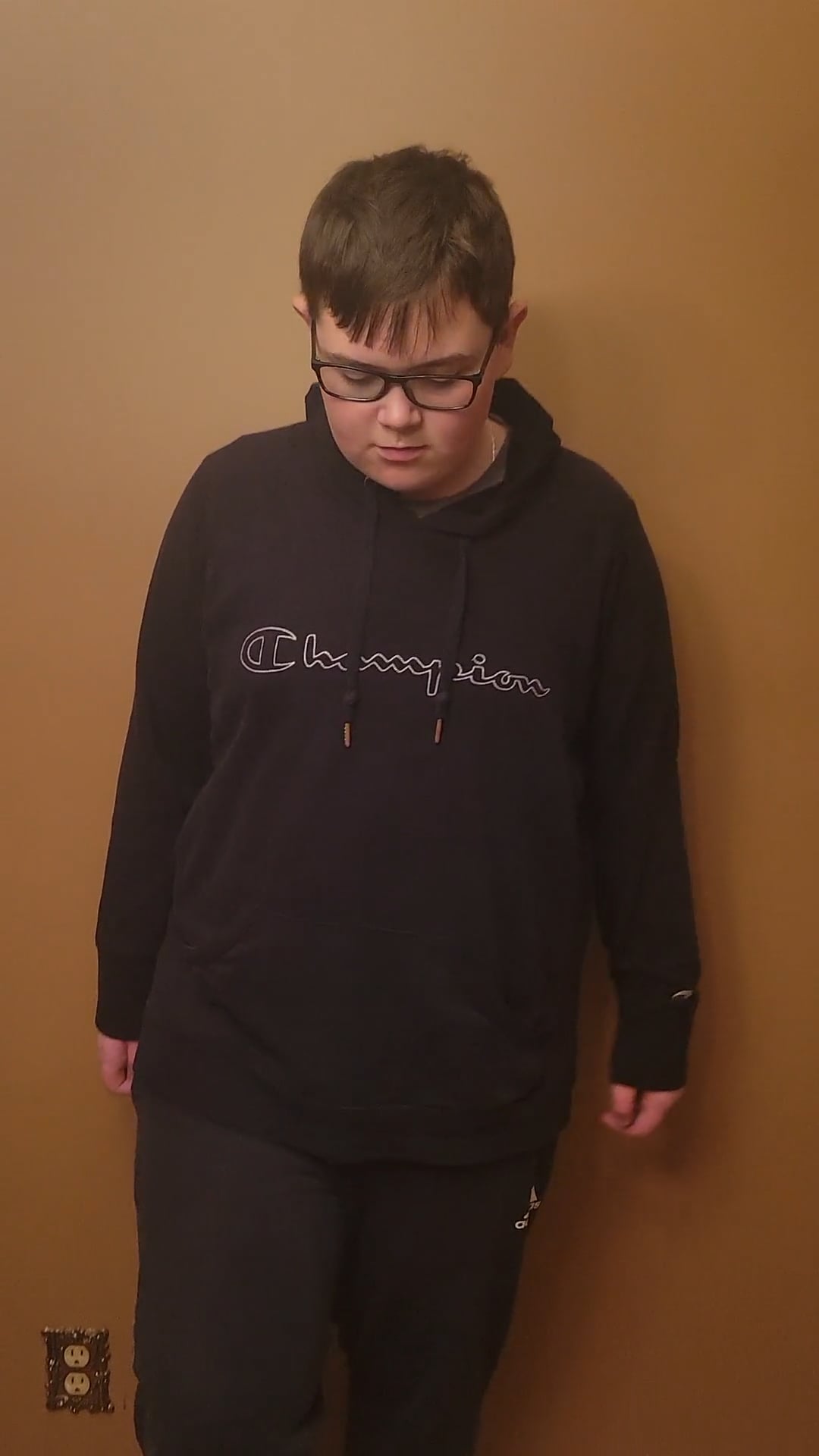 Watch colton hickey's Weight: 245.8 pounds