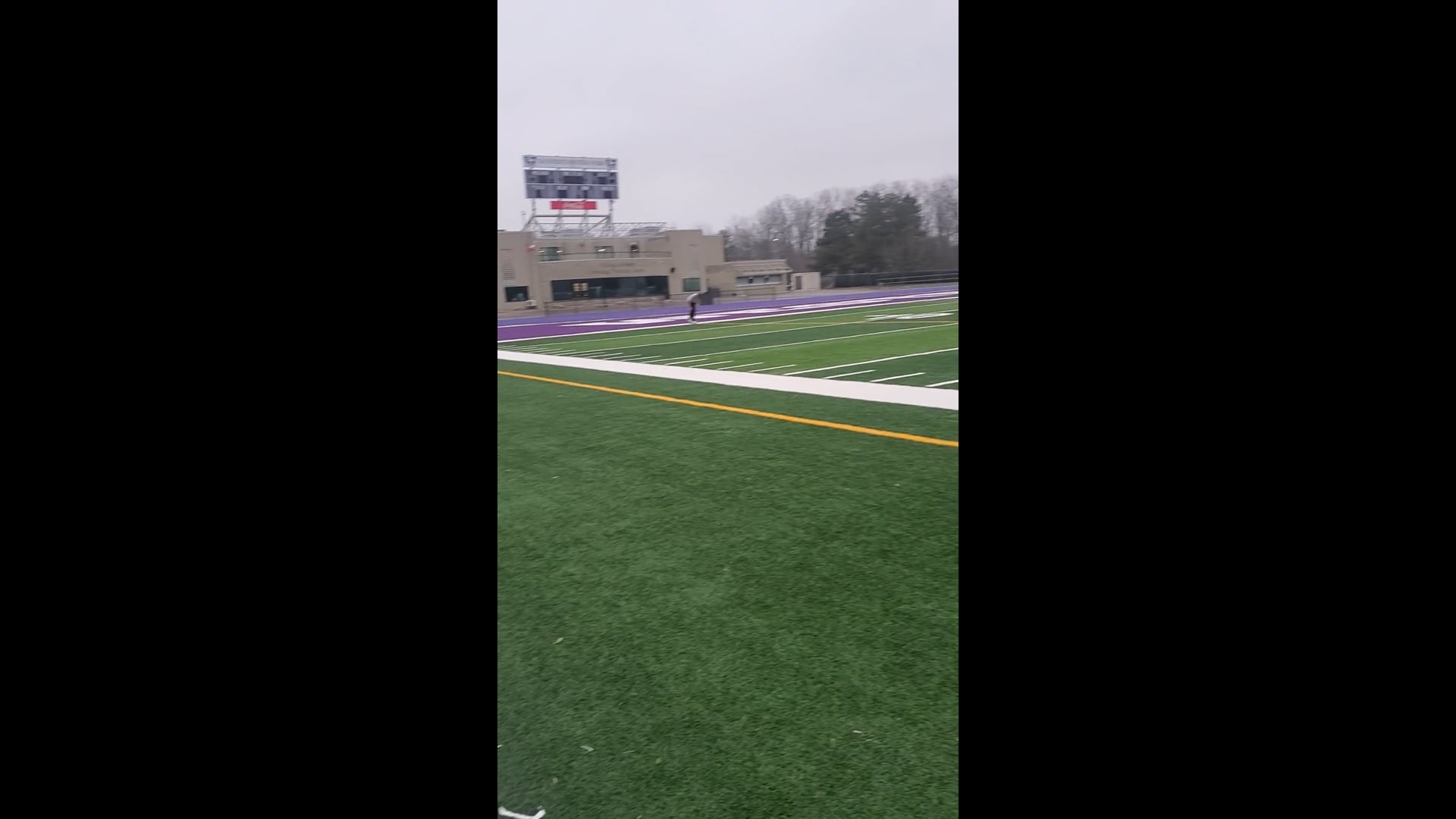 Watch ryer billings's 30 Yard Dash: 4.43 seconds