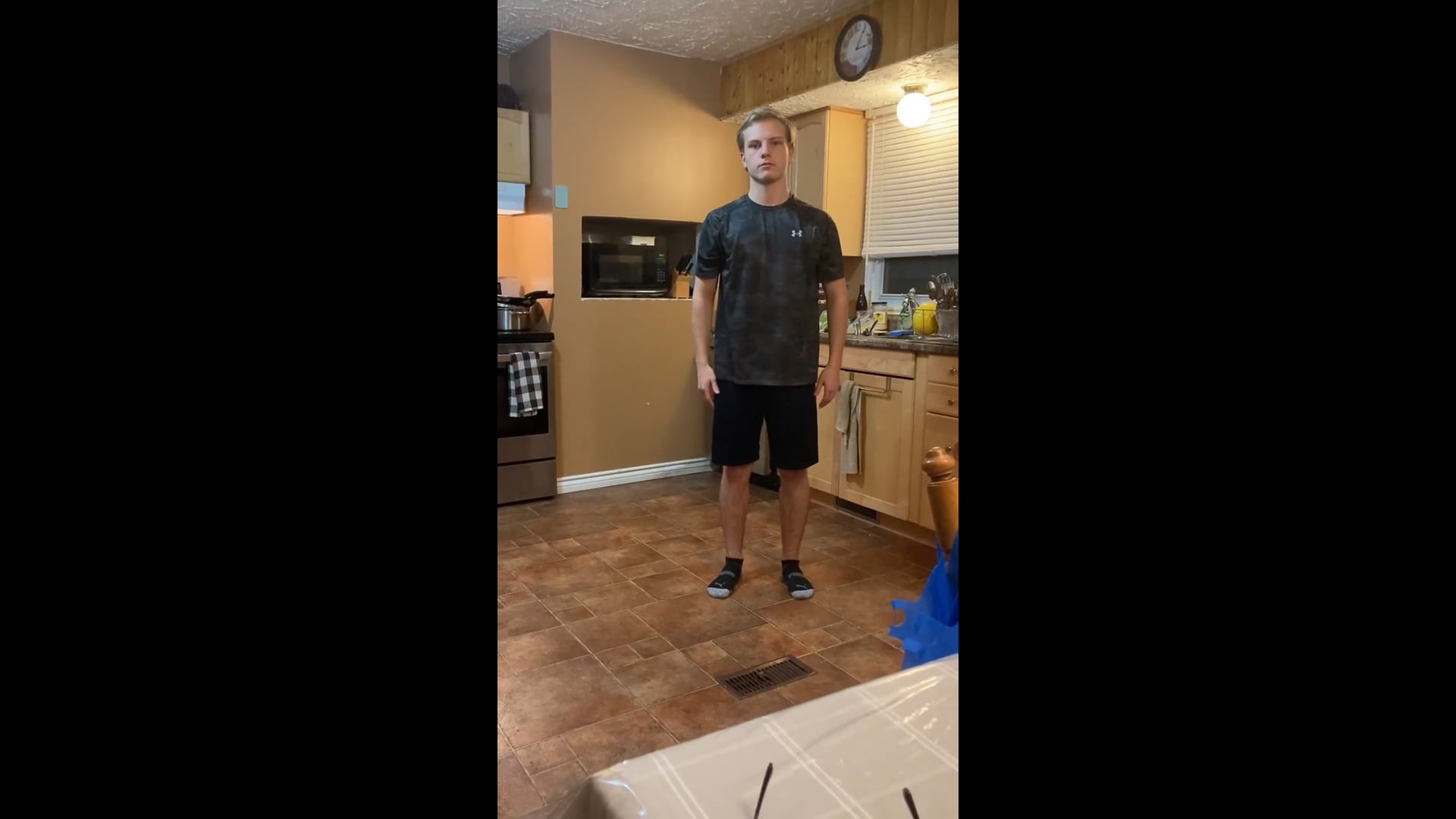 Watch devon johnson's Vertical Jump: 19.97 inches