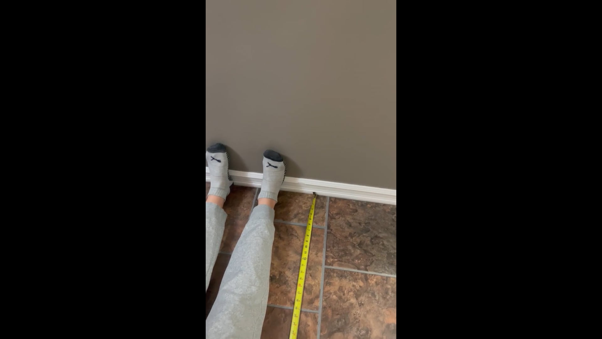 Watch ethan hacker's Height: 77 inches