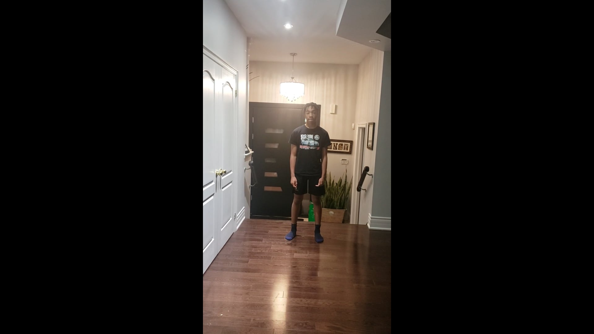 Watch noah henry's Vertical Jump: 25.32 inches