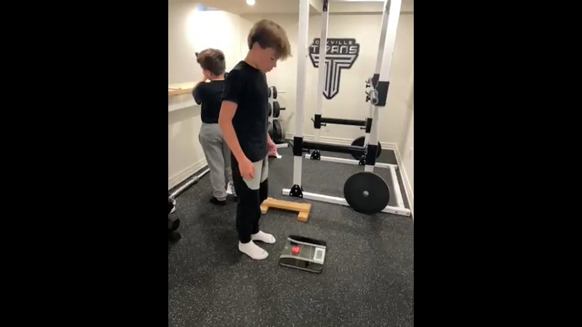 Watch PurpleShift athlete's Weight: 108.4 pounds