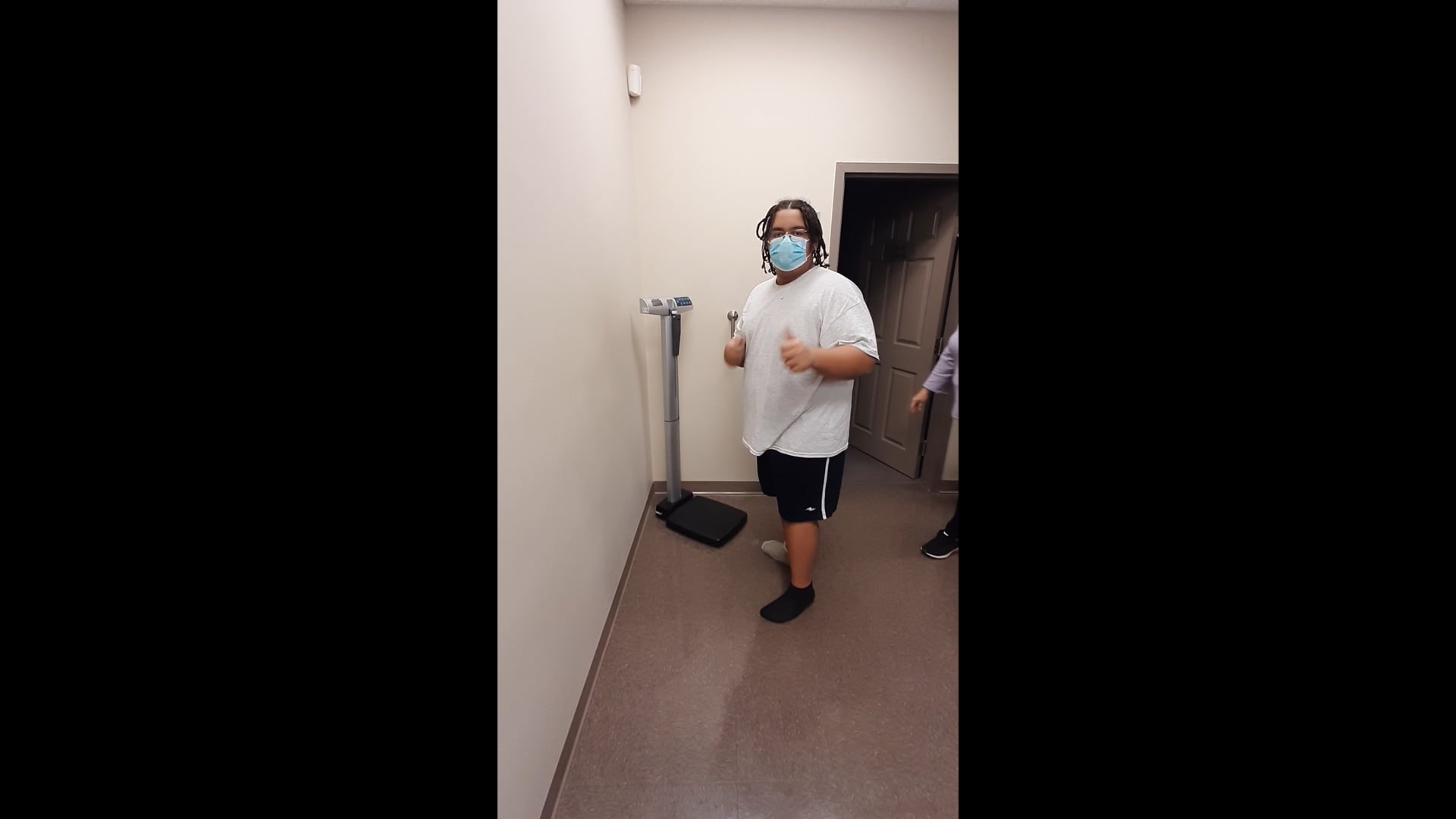 Watch noah rahn's Weight: 322.4 pounds