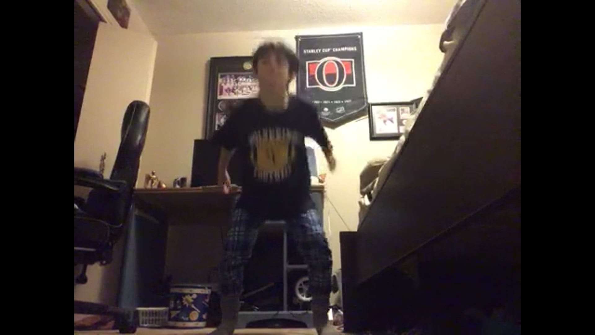 Watch PurpleShift athlete's Vertical Jump: 16 inches