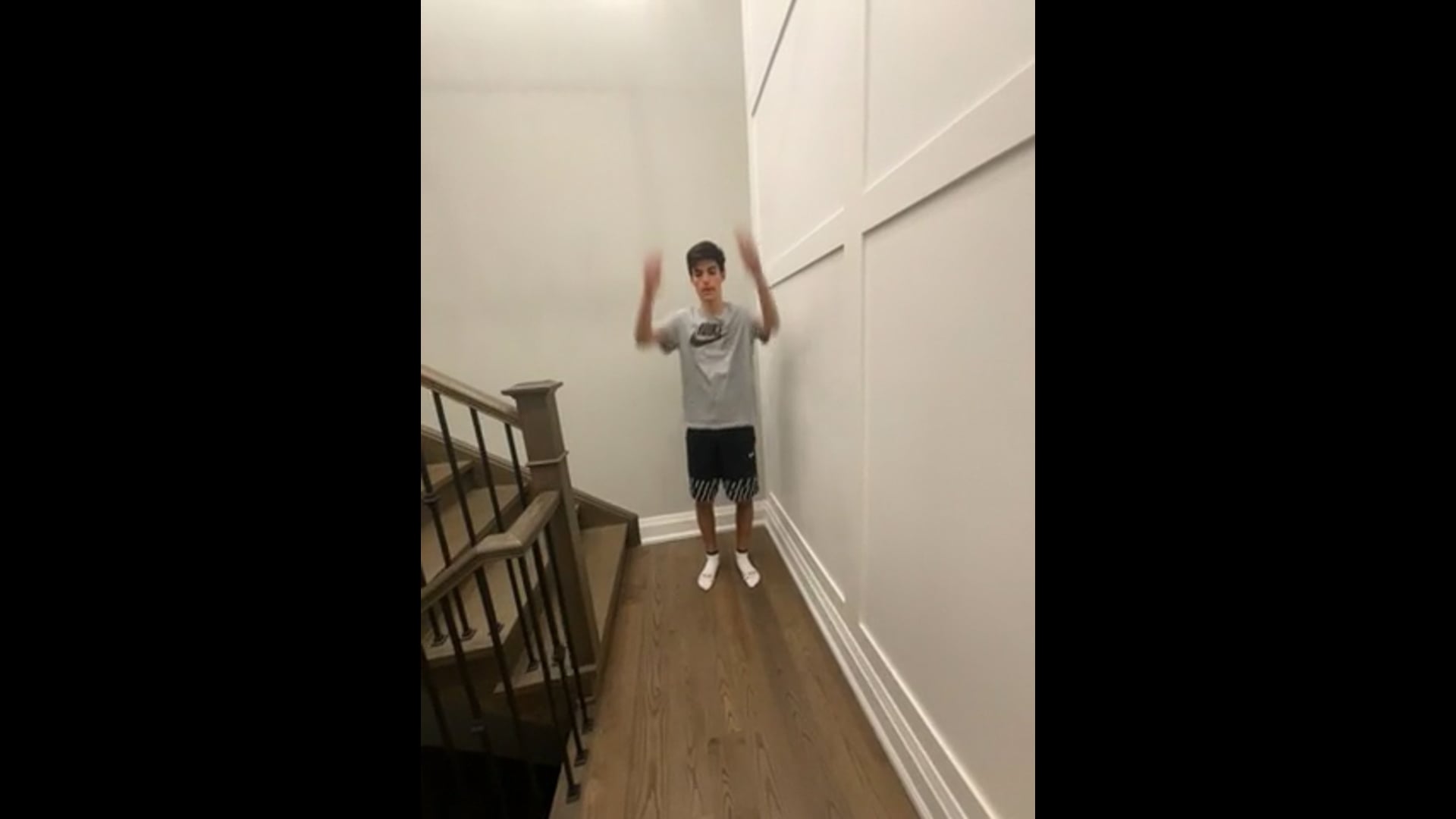 Watch PurpleShift athlete's Vertical Jump: 24.32 inches