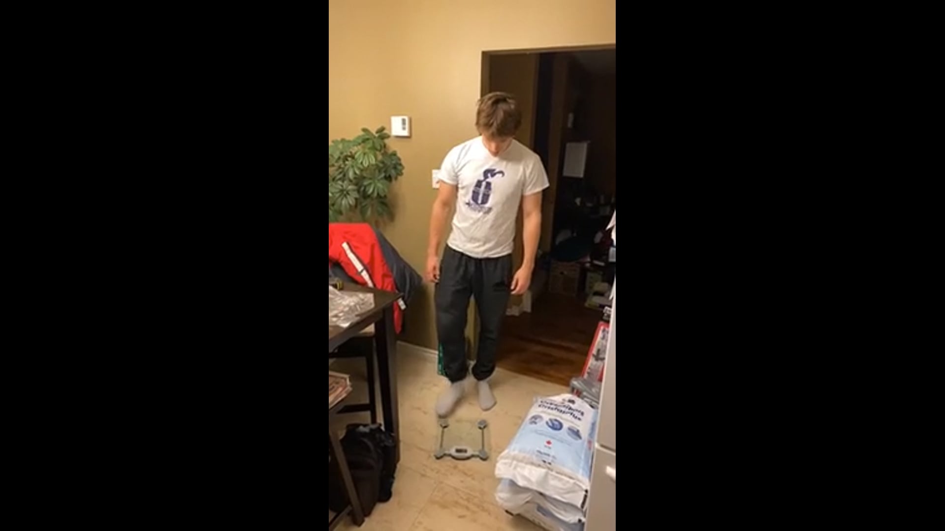 Watch PurpleShift athlete's Weight: 200.2 pounds