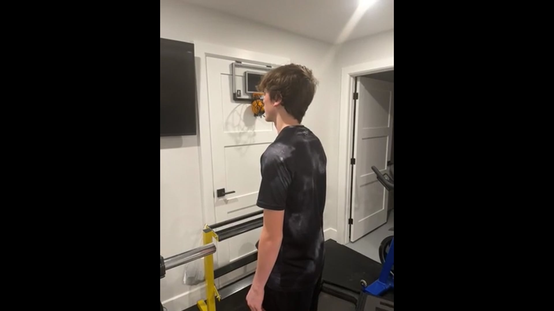 Watch PurpleShift athlete's Weight: Expired