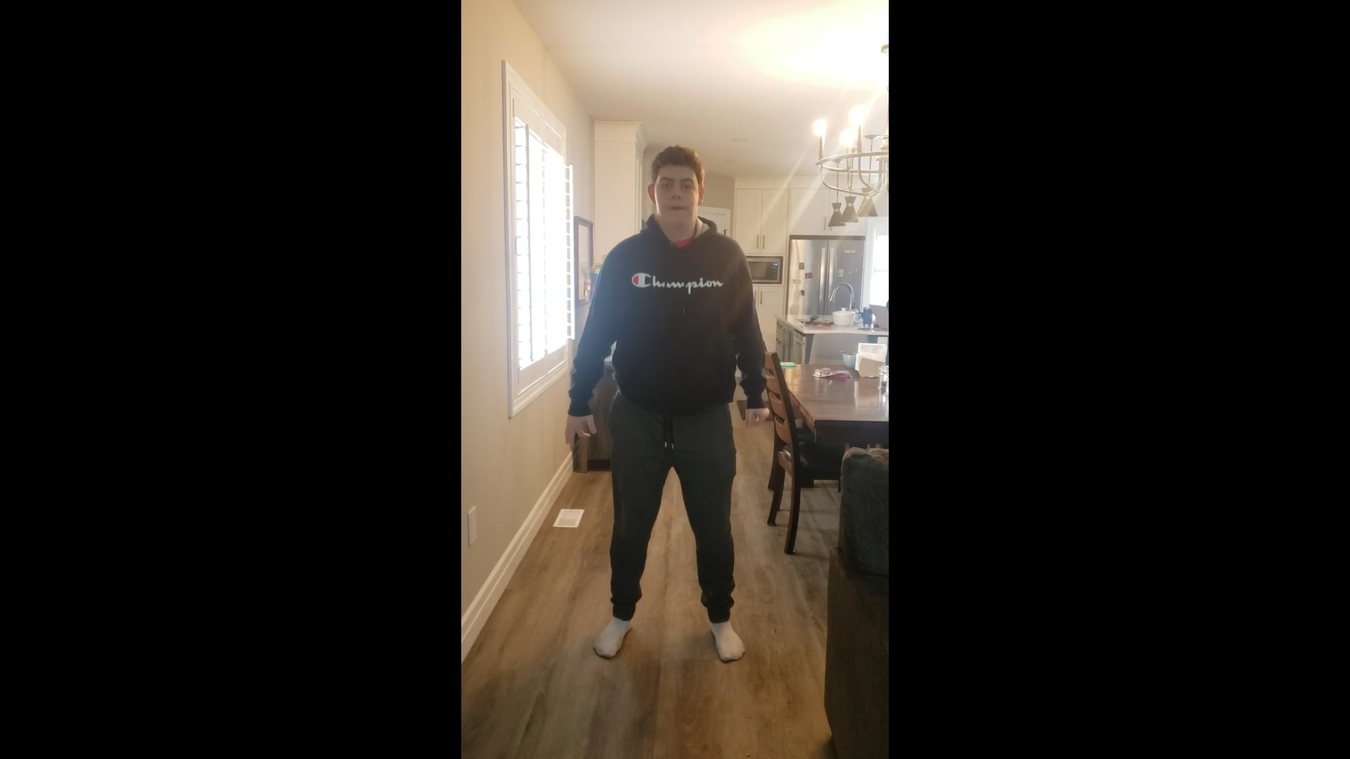 Watch lucas guthrie-williamson's Vertical Jump: 7.66 inches