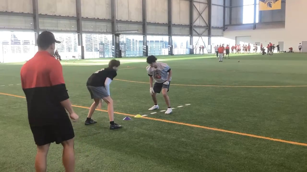 Watch joshua de potie's 5-10-5 Agility: 5.11 seconds