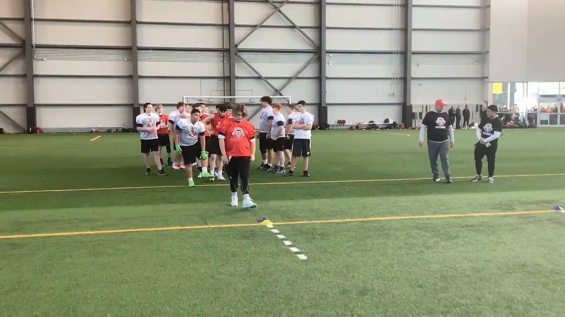 Watch natan chmielewski's 5-10-5 Agility: 5.81 seconds