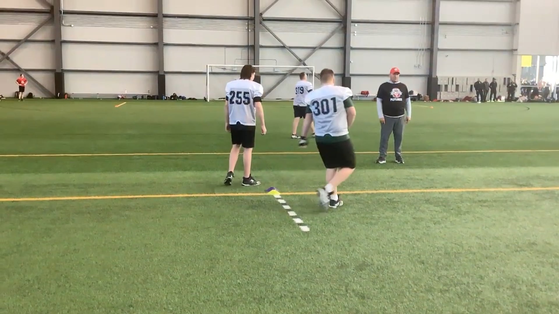 Watch kaelan coggins's 5-10-5 Agility: 5.51 seconds