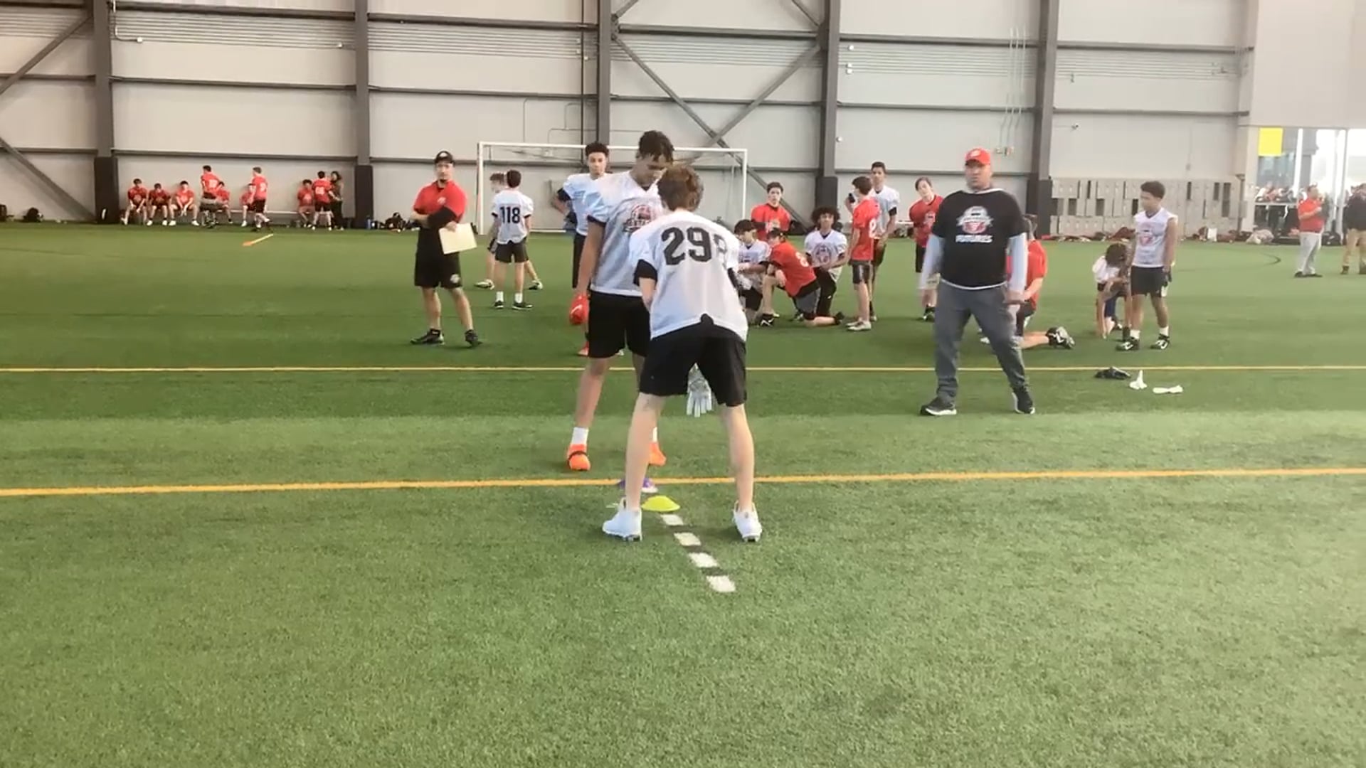 Watch eli willoughby's 5-10-5 Agility: 5.17 seconds