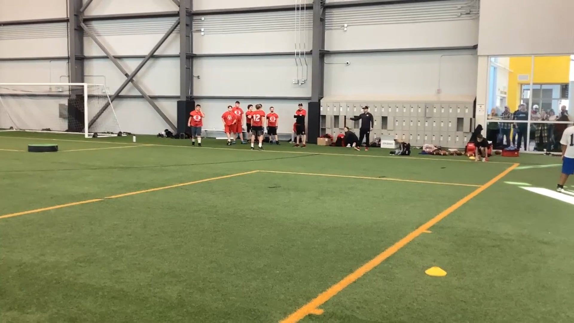 Watch dylan sparling's 40 Yard Dash: 5.64 seconds