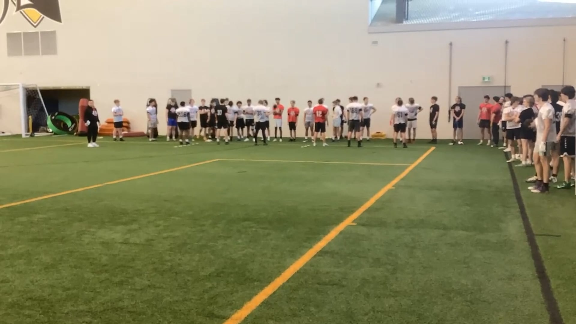 Watch macauley wellstead's 40 Yard Dash: 5.11 seconds