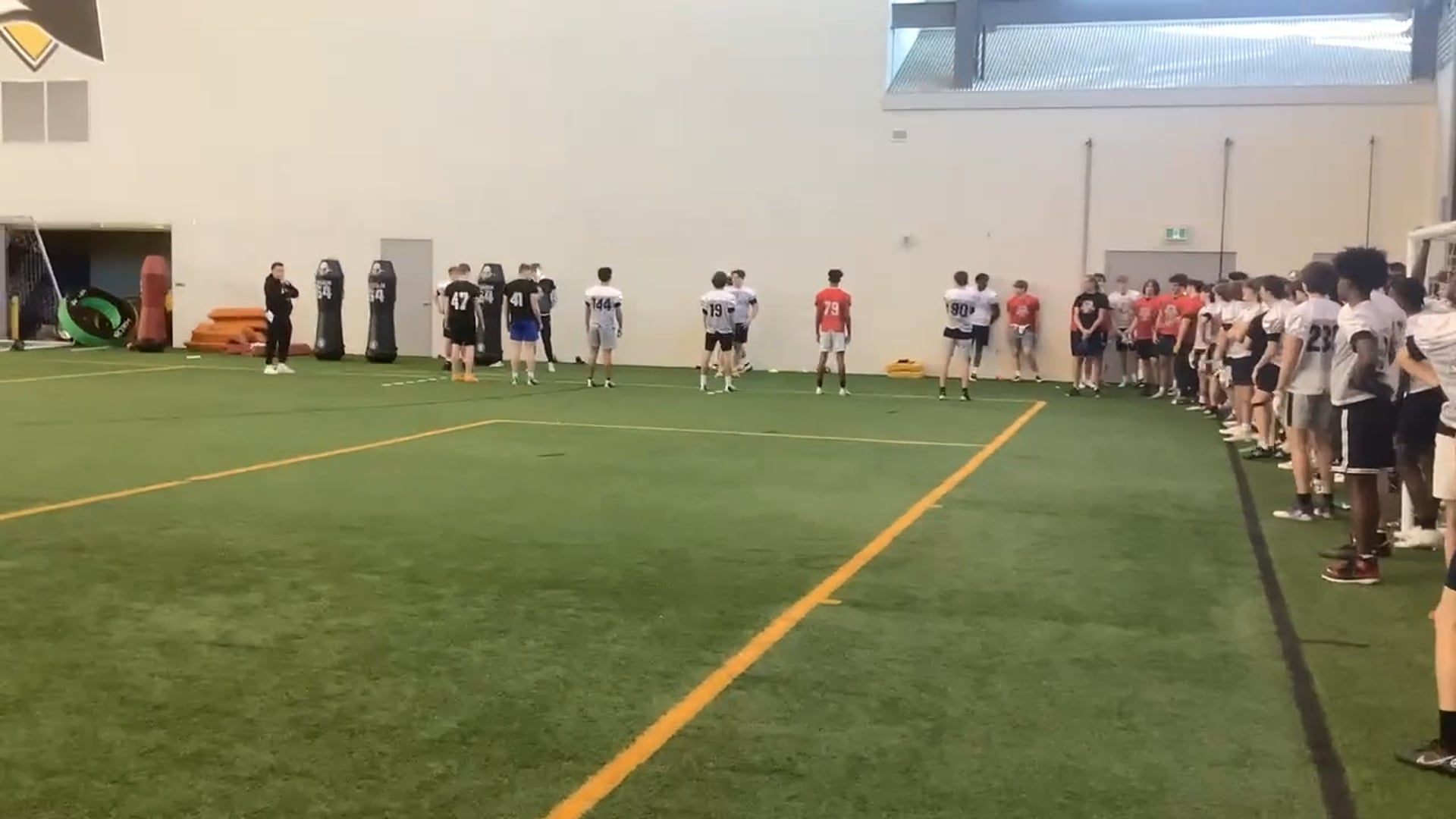 Watch kolby hubbert's 40 Yard Dash: 5.47 seconds